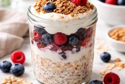 Thumbnail for Mixed Berry Crumble Oats (Easy Make-Ahead Breakfast)