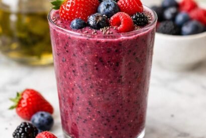 Thumbnail for Antioxidant-Rich Berry Green Tea Smoothie Recipe
