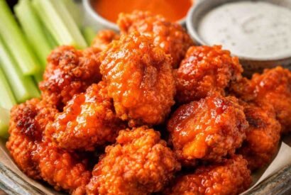 Thumbnail for Crispy Buffalo Chicken Nuggets with Spicy Homemade Sauce
