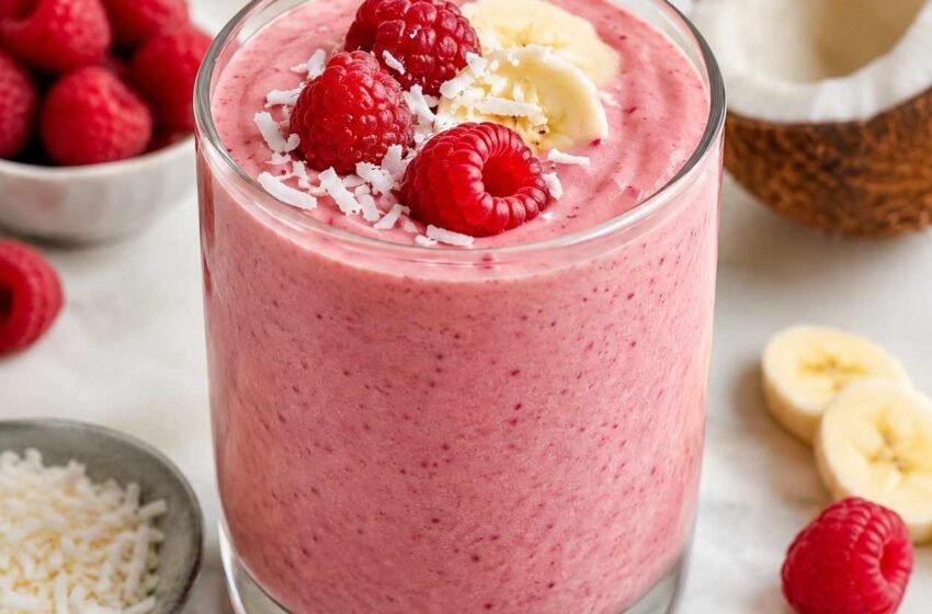 Raspberry Coconut Smoothie